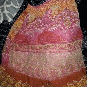 Amy Byer India Akirt